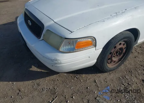 2006 Ford Crown Victoria Police/Police Interceptor z USA, uszkodzony, nr VIN 2FAHP71W26X133661